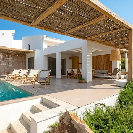 Aristi Dio Villa *